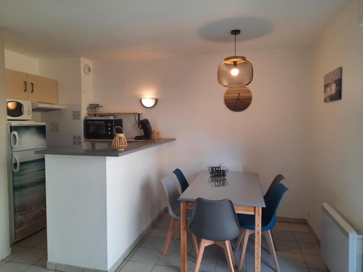 Holiday home Belle Maisonnette Dans Avec Piscine